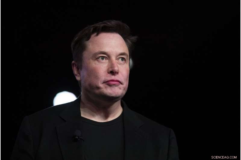 Tesla CEO Boosts Shareholder Confidence While Criticizing Media