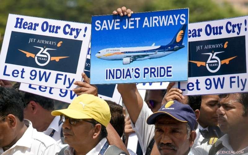 Jet Airways Lenders File for Bankruptcy