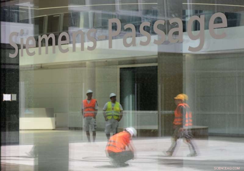 Siemens to Cut 2,700 Jobs Worldwide in Gas & Power Unit