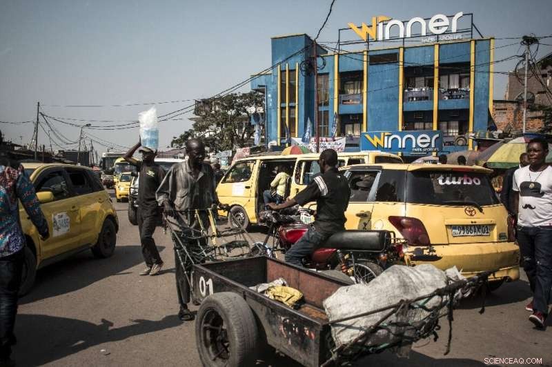 Kinshasa’s Traffic Crisis: Commuters Grapple with Gridlock in DR Congo’s Capital