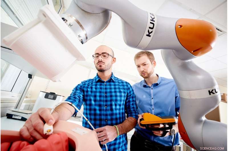 Miniature Robotic Capsule Detects Early Colonic Disease