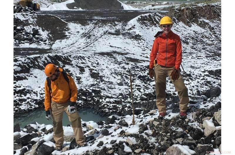 Breathable Lava Suits: Field-Validated by Volcanologists for Enhanced Protection