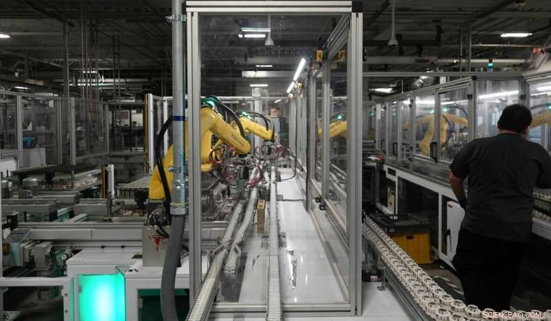 Tesla Attributes Shanghai Car Fire to Faulty Battery Module