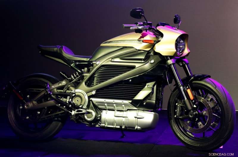 Harley-Davidson’s Electric LiveWire Hog Accelerates 0‑60 mph in 3 Seconds