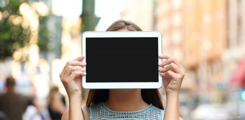 Anonymous Apps: Balancing Cyberbullying Risks and Essential Functions