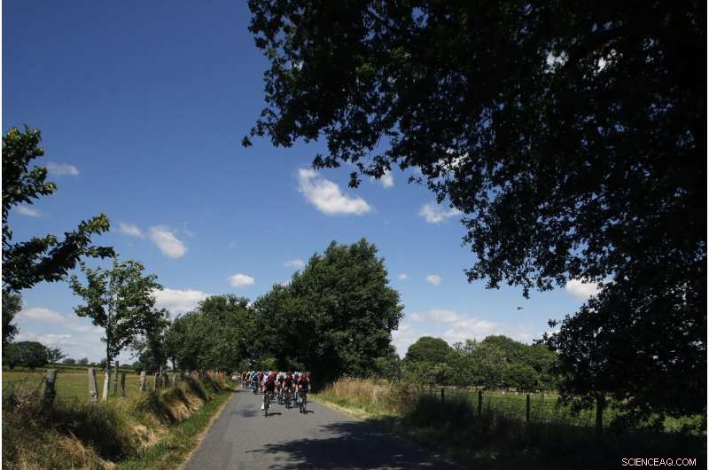 Technology Outpaces Romanticism in the Tour de France: A New Era of Racing
