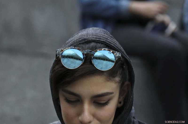 How Iranians Navigate Internet Censorship to Stay Connected