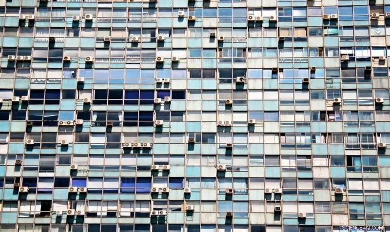 Sustainable Design Expert Reveals Proven Ways to Keep Buildings Cool Without Air Conditioning