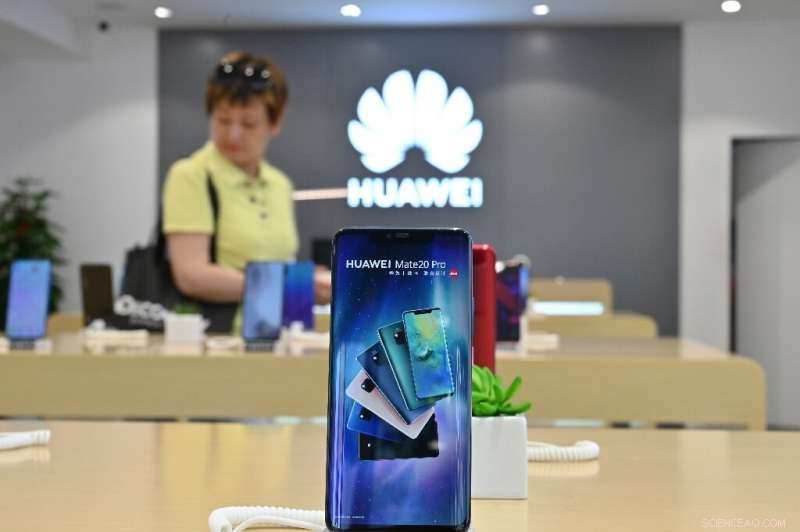 Huawei Holds #2 Global Smartphone Market Share Amid US Sanctions