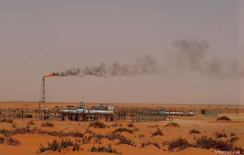 Saudi Aramco Reports 12% Drop in First-Half Net Income to $46.9 B