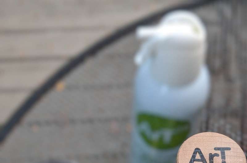 Argon Gas Spray Keeps Open Wine Fresh for Weeks