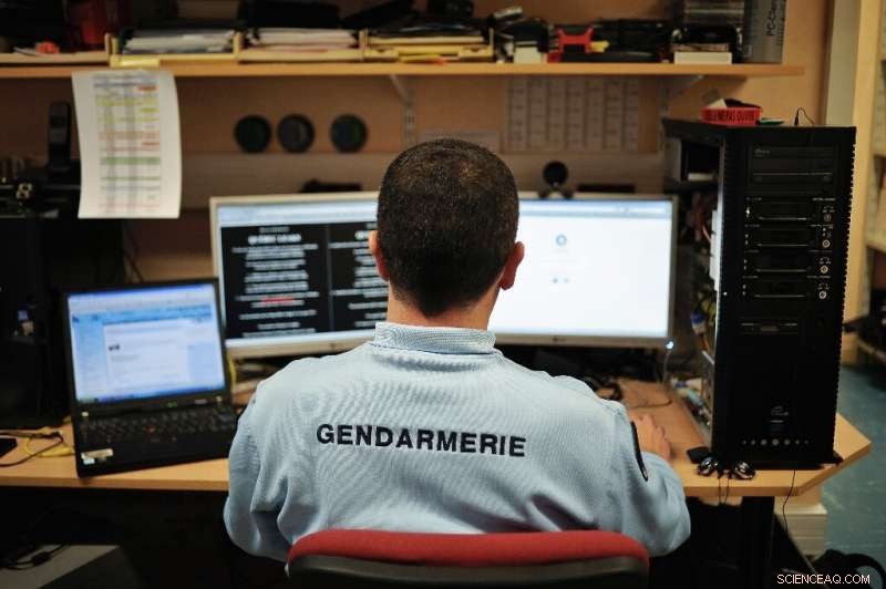 French Cyber Police Disrupt 850,000-Computer Botnet Network