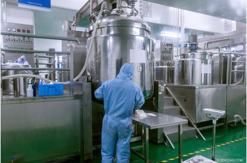 Purdue Innovation: Device Enhances Powder Flow and Product Integrity