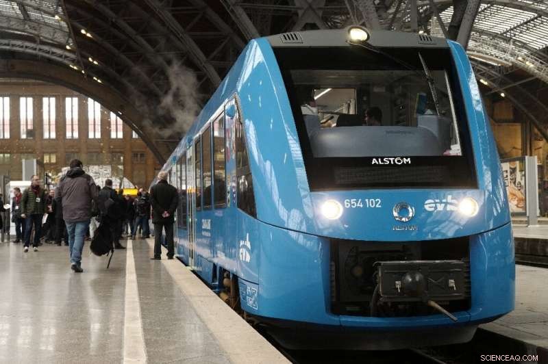 France Embarks on Hydrogen Train Revolution: SNCF Orders 15 Emissions‑Free Regional Trains