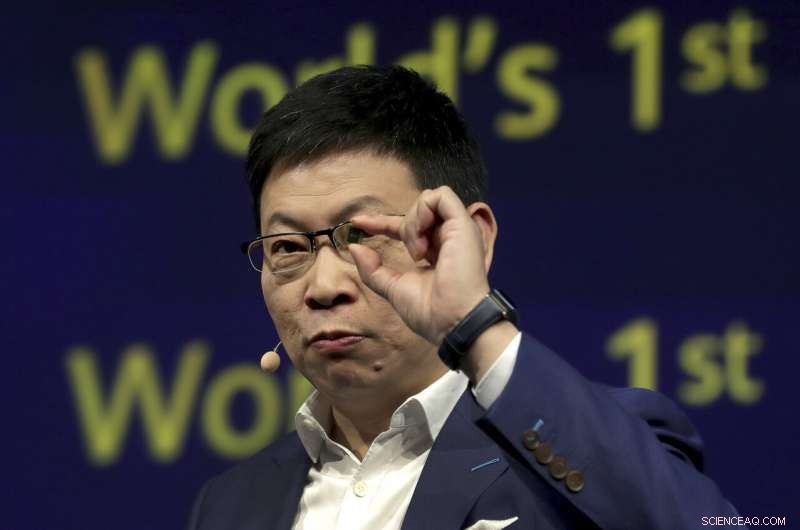 Huawei Unveils Advanced Kirin 990 5G Chipset, Elevating Smartphone Performance