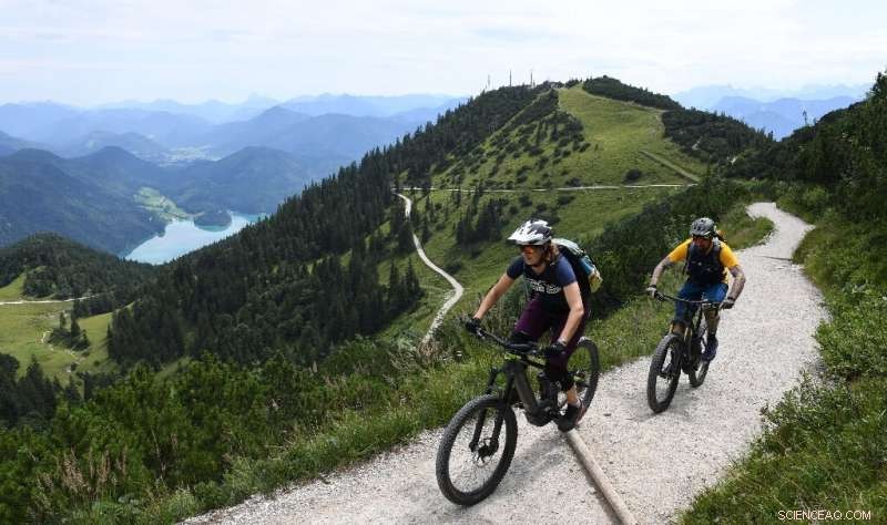 E‑bike Trails Offer Serene Rides Through the Bavarian Alps