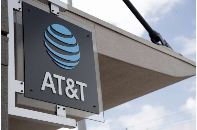 Elliott Management Invests $3.2B in AT&T, Calls for Strategic Shifts