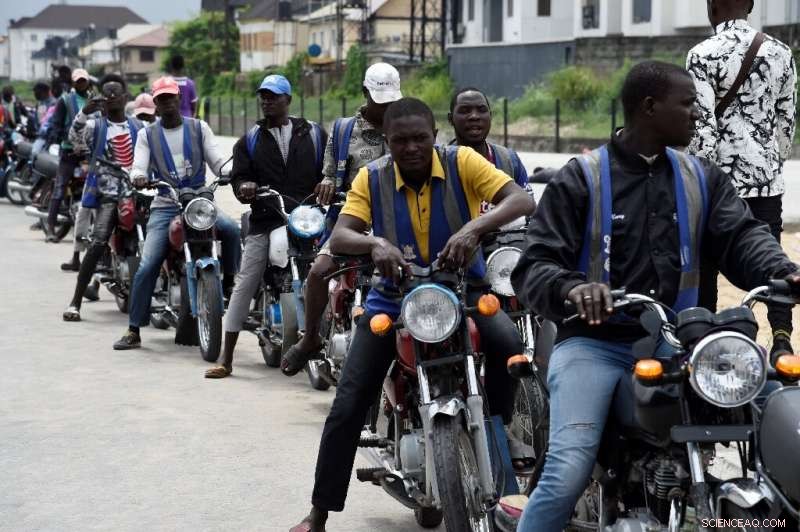 Motorbike Taxi Apps Compete for Business on Lagos s Crowded Roads
