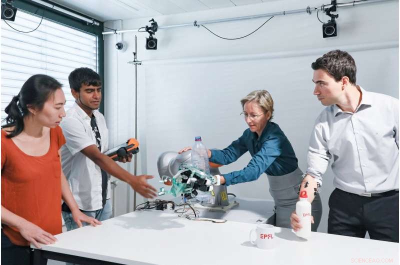 EPFL s Intelligent Prosthetic Hand Combines Human Input with Autonomous Control