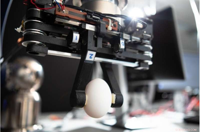 Magnetic‑Based Robotic Gripper Delivers Firm Yet Gentle Grasp for Safer Handling