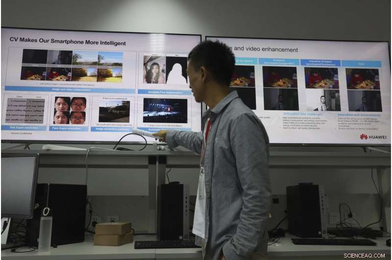 Huawei Thrives Amid U.S. Ban, Strengthening Its Global Tech Leadership