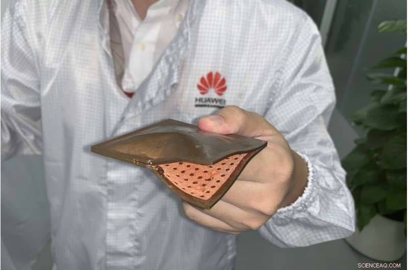 Huawei Thrives Amid U.S. Ban, Strengthening Its Global Tech Leadership