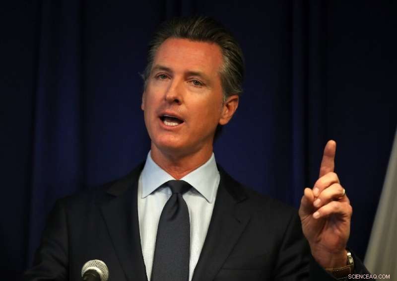 California Governor Signs Bill Classifying Gig Workers as Employees