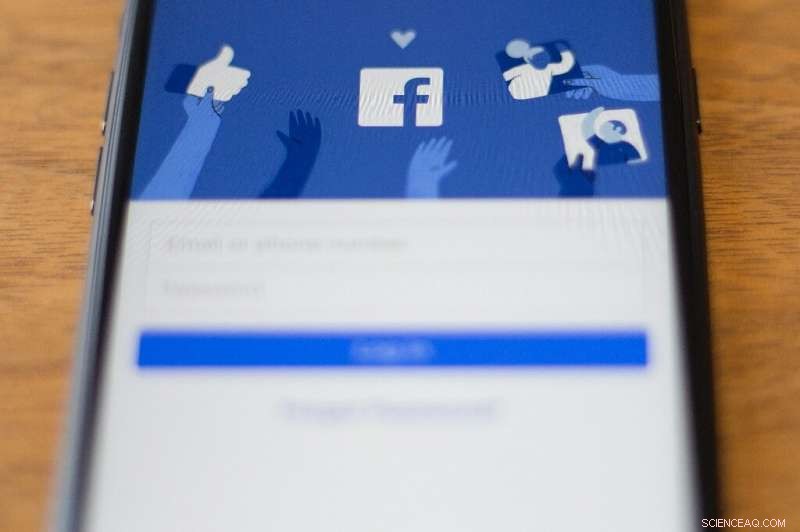 Facebook Boosts Advertisements with Interactive AR Games & Polls