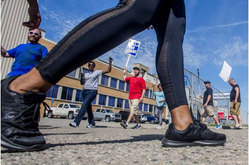 GM s Offer to UAW May Add Lower‑Paid Jobs