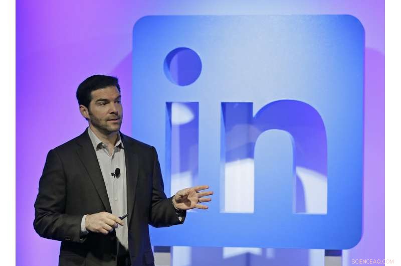 LinkedIn Urges Users to Expand Their Horizons Beyond Professional Connections