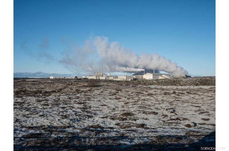 Iceland’s Cryptocurrency Landscape: Blockchain Innovations & Auroracoin