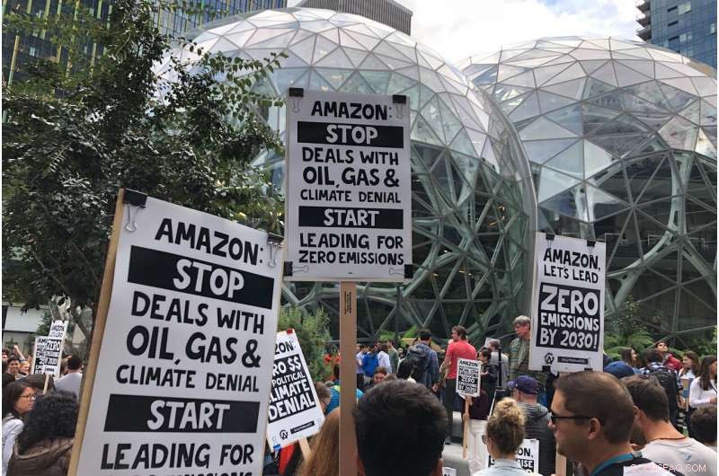 Big Tech’s Green Pledges Don’t Stop Its Big Oil Pursuit