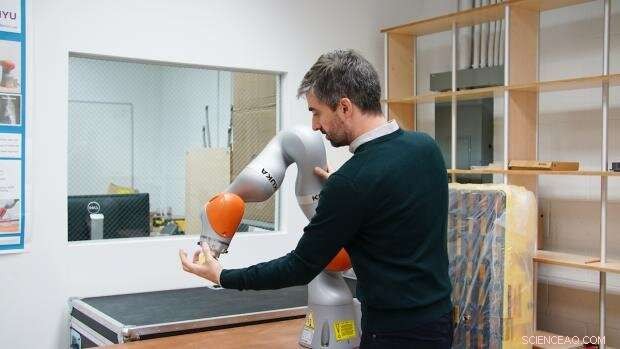 5G Wireless Links Ground Robots to Cloud AI: A NYU Tandon Breakthrough