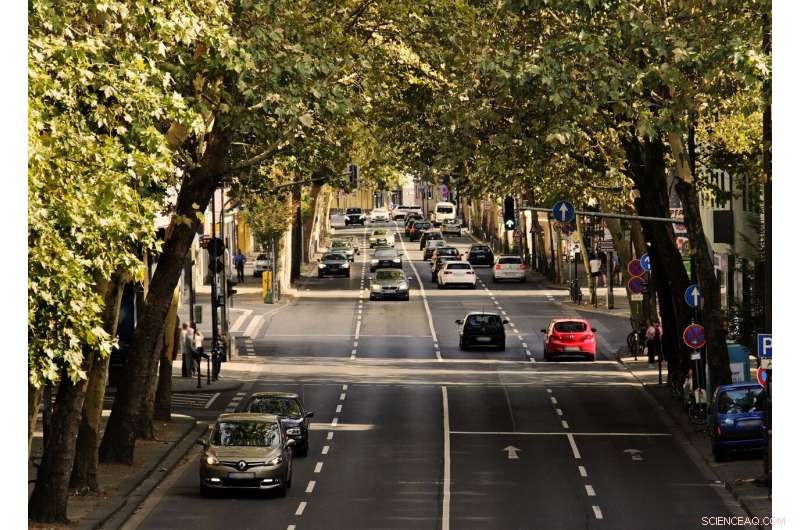 Advanced System Reduces Damage and Injury in Unavoidable Self‑Driving Vehicle Crashes