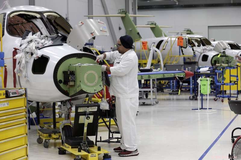 Honda s Jet Evolves Quietly After Decades of Development