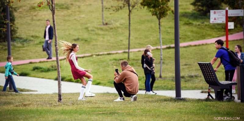 From Streets to Screens: Russian Child Bloggers Amass Millions of Likes