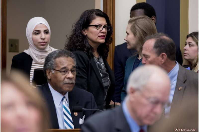 Mark Zuckerberg Defends Facebook’s Digital Currency Initiative to Congress