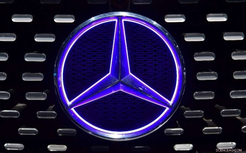 Daimler Posts Strong Q3 Profits, Surpassing Expectations Amid Diesel Recall