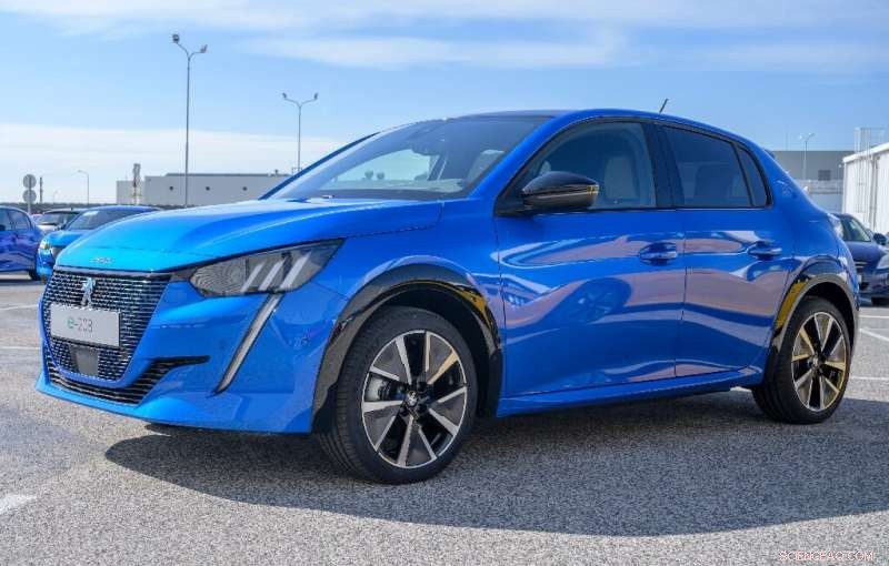 Fiat Chrysler and Peugeot Discuss $50 Billion Merger to Form Global Automotive Leader