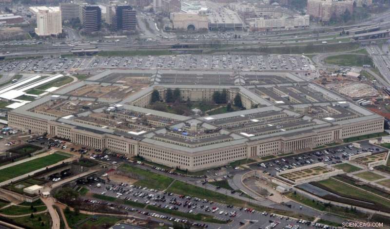 Pentagon Anticipates Amazon Dispute Over $10B Cloud Deal