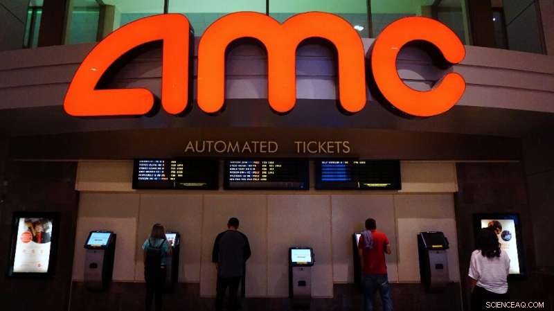 Streaming’s Surge: What Movie Theaters Really Think About the New Competition