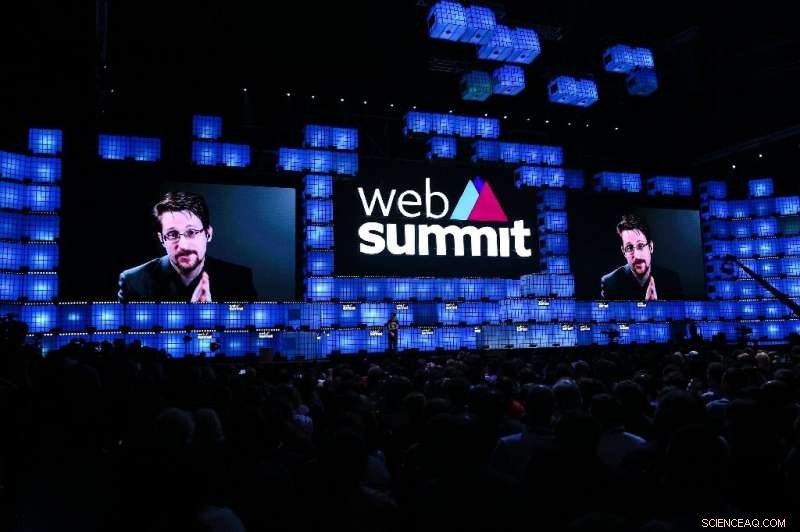 Ed Snowden Warns: Internet Giants  Unstoppable Power in Alliance with Governments