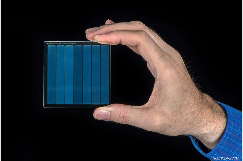 Project Silica: Microsoft & Warner Bros. Store 75GB of  Superman  on Quartz Glass