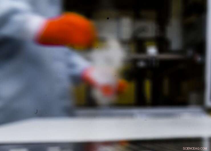 Revolutionizing Electronics: Printing Press Produces Large-Scale Integrated Circuits