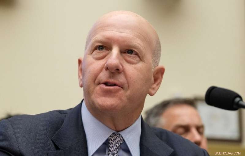 Goldman Sachs CEO Declares Apple Card AI Free of Gender Bias