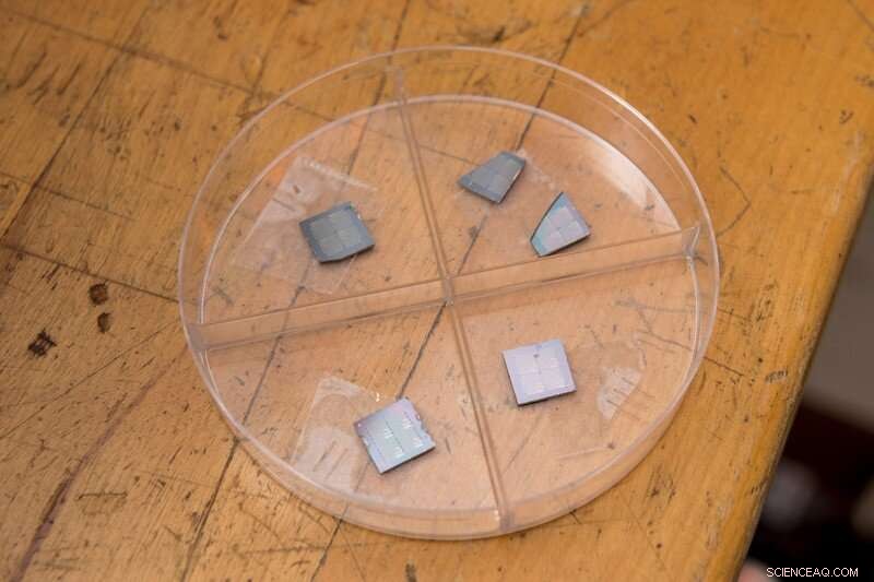 Record-Breaking Transistor Achieves Unprecedented Performance