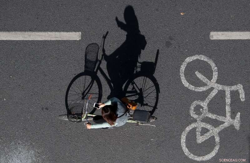 China Enforces New Ban on AI-Generated Fake News and Bot Content