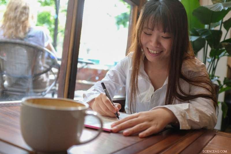 Artists Capitalize on China’s Booming Digital Sticker Market