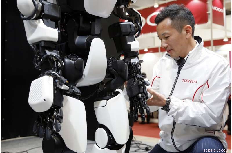 Toyota s Humanoid Robot Replicates Human Motion to Enhance Mobility
