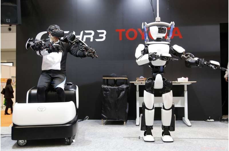 Toyota s Humanoid Robot Replicates Human Motion to Enhance Mobility
